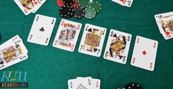 Game bài Poker đổi thưởng và luật chơi